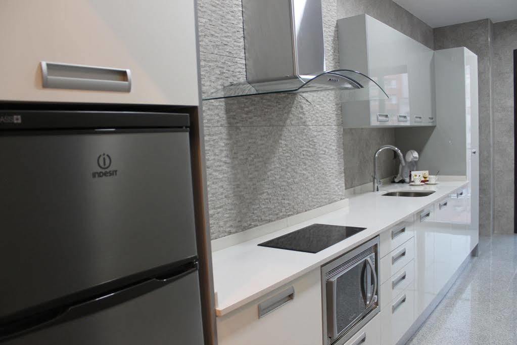 Aparthotel Rambla108 Барселона Екстериор снимка